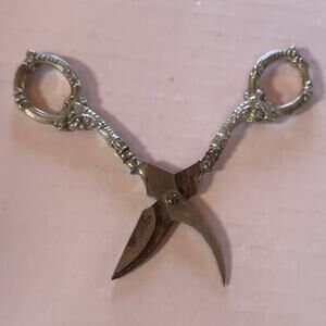 Antique Floral Grape and Vine Sterling Silver shear Scissors